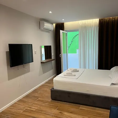 Tirana Central Stay * ティラナ