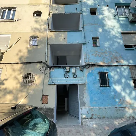 Tirana Central Stay Lägenhet