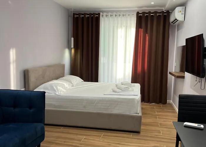 Tirana Central Stay Lägenhet
